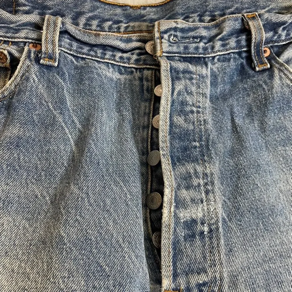 Levis 501xx Vintage 90s Blue Straight Leg Jeans Made in USA 38x32 1995